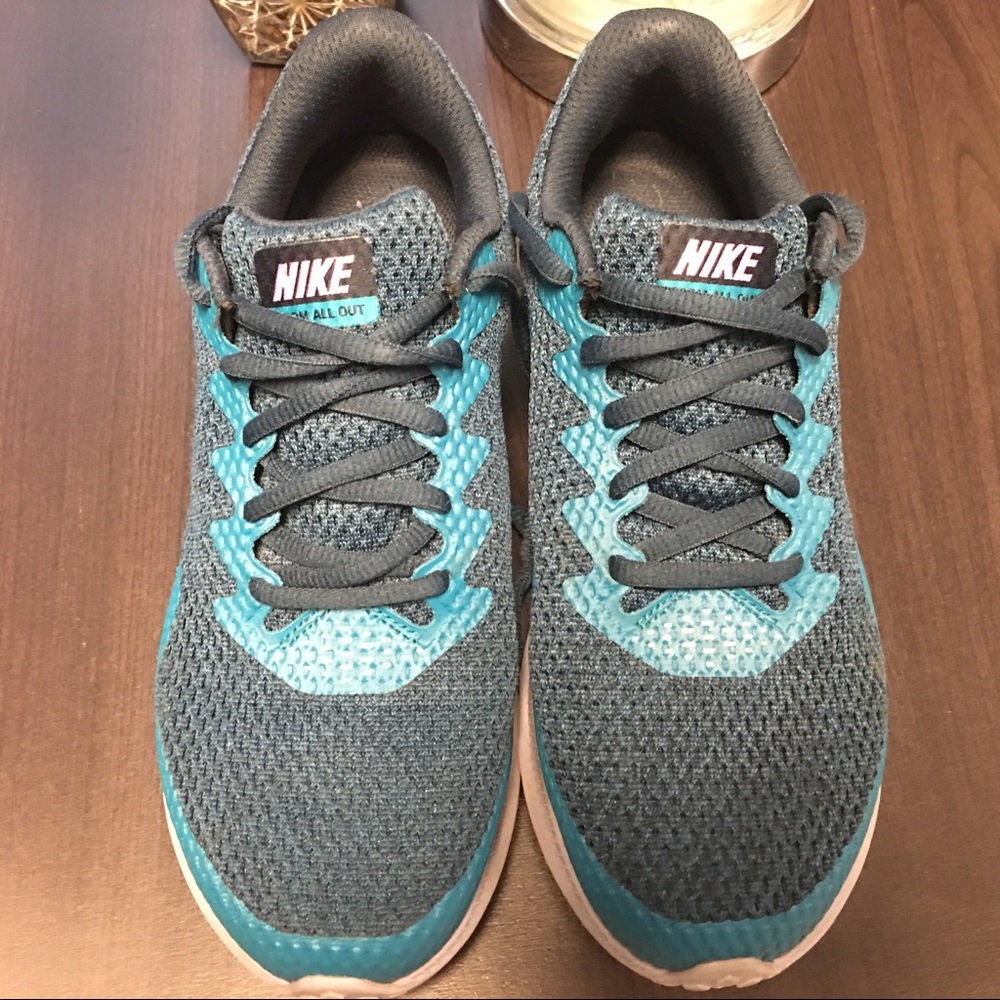 Women’s Nike Zoom All Out Shoes
